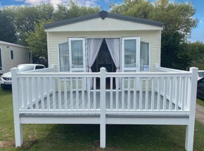 Modern 6 Berth Static Caravan, Hunstanton